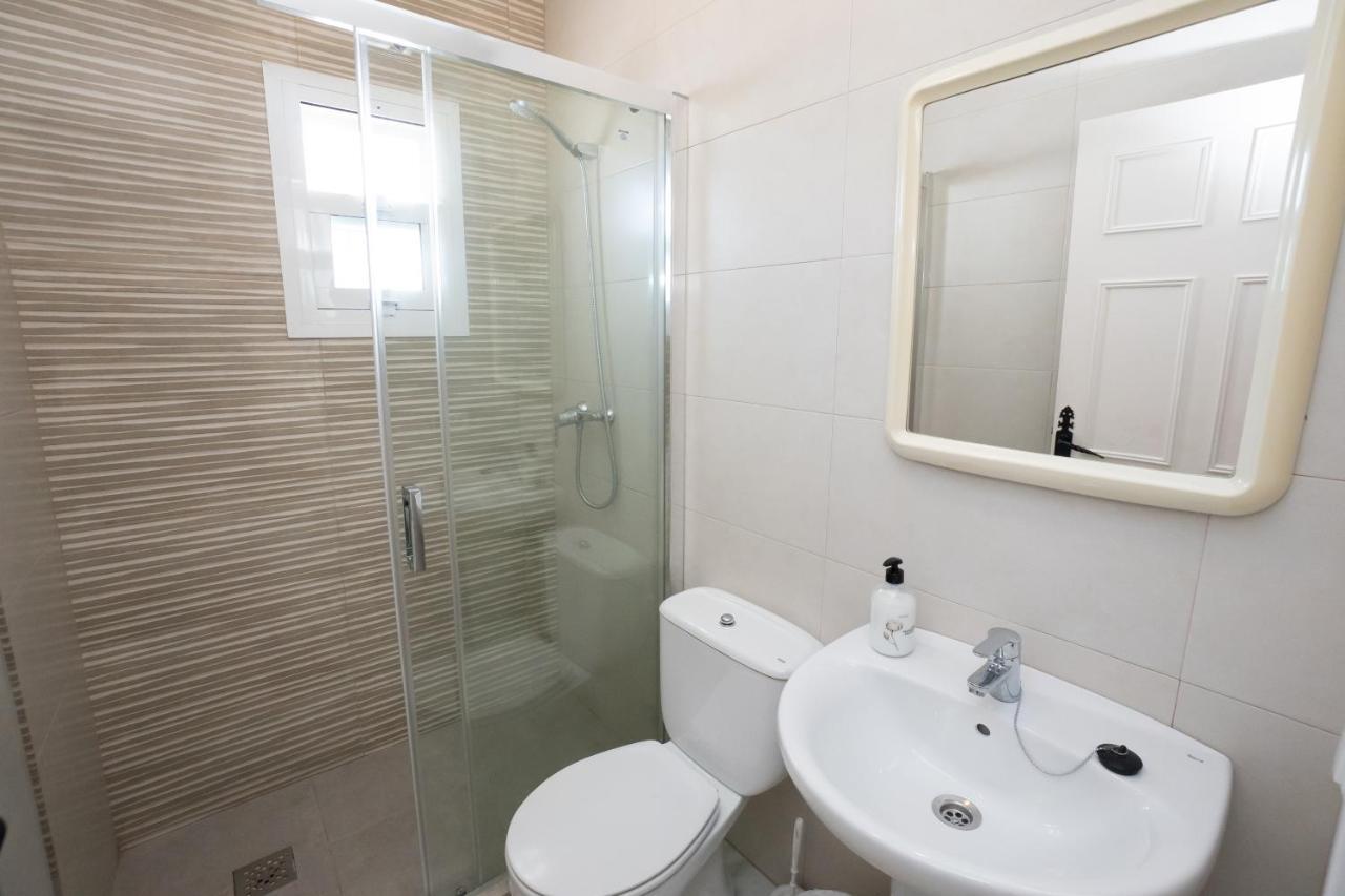 Private Heated Pool, Jacuzzi & 1225M2 Garden In Villa Cipreses フリヒリアナ エクステリア 写真