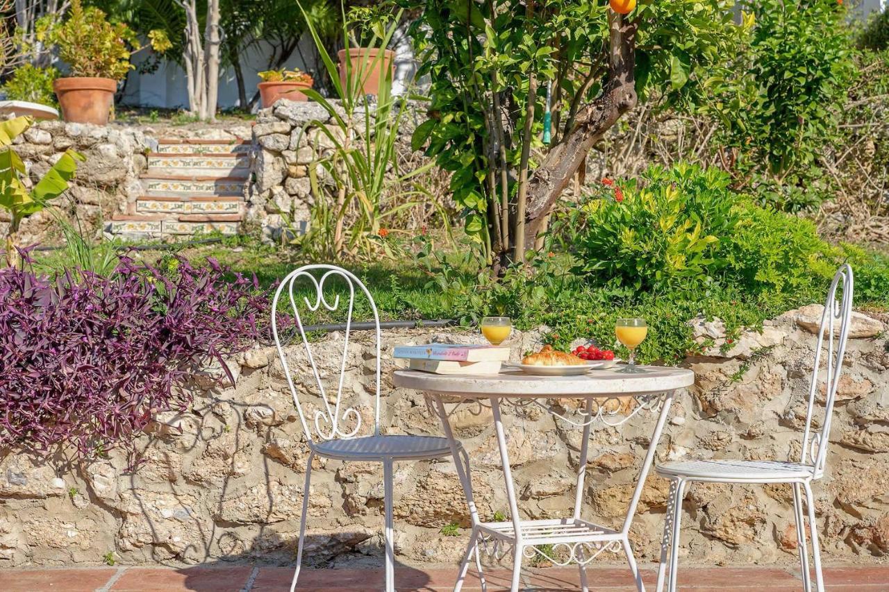 Private Heated Pool, Jacuzzi & 1225M2 Garden In Villa Cipreses フリヒリアナ エクステリア 写真