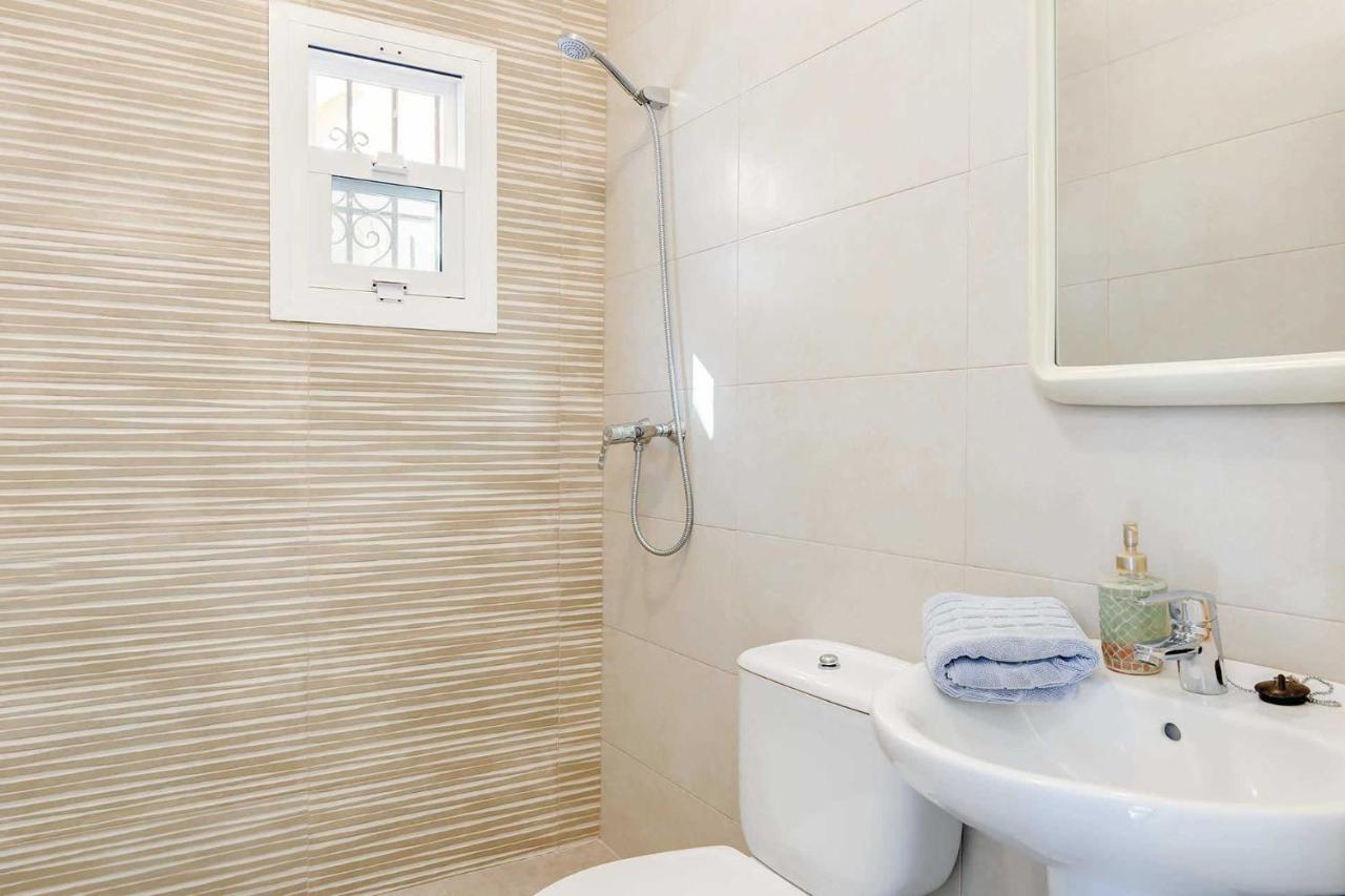 Private Heated Pool, Jacuzzi & 1225M2 Garden In Villa Cipreses フリヒリアナ エクステリア 写真